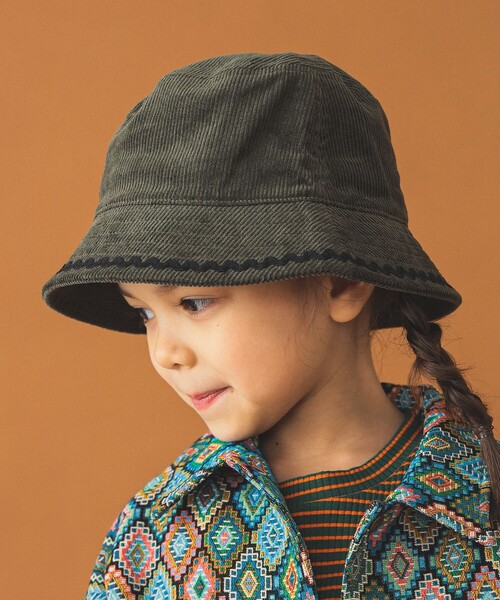 B:MING by BEAMS（ビーミングバイビームス）の「コーデュロイ テープ ハット（ハット・キッズ・ホワイト系その他5/レッド系その他5/オリーブ・ONE SIZE）」の2枚目の写真