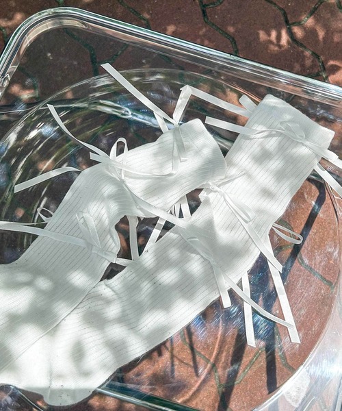 SMELLY（スメリー）の「リボンハイソックス（ソックス/靴下・レディース・ブラック/ホワイト・22/25（85-100））」の8枚目の写真