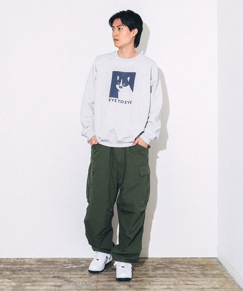 BEAMS T（ビームスティー）の「BEAMS T / EYE TO EYE CREW SWEAT（スウェット・メンズ・ライトグレー/ダークブラウン・S/M/L/XL）」の3枚目の写真