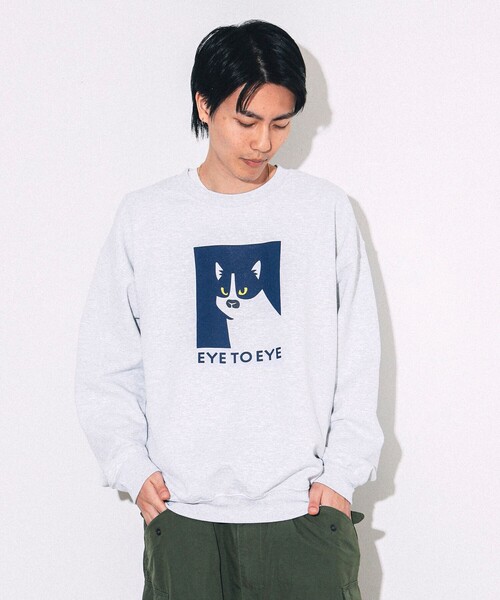 BEAMS T（ビームスティー）の「BEAMS T / EYE TO EYE CREW SWEAT（スウェット・メンズ・ライトグレー/ダークブラウン・S/M/L/XL）」の5枚目の写真
