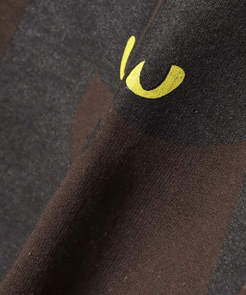 BEAMS T（ビームスティー）の「BEAMS T / EYE TO EYE CREW SWEAT（スウェット・メンズ・ライトグレー/ダークブラウン・S/M/L/XL）」の14枚目の写真