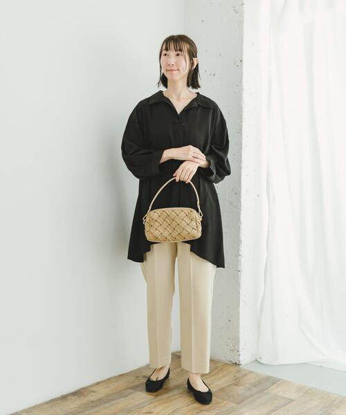 ITEMS URBANRESEARCH(アイテムズ アーバンリサーチ)の「スキッパーチュニック(シャツ/ブラウス・レディース・ブラック/カーキ/ライトベージュ・FREE)」の8枚目の写真