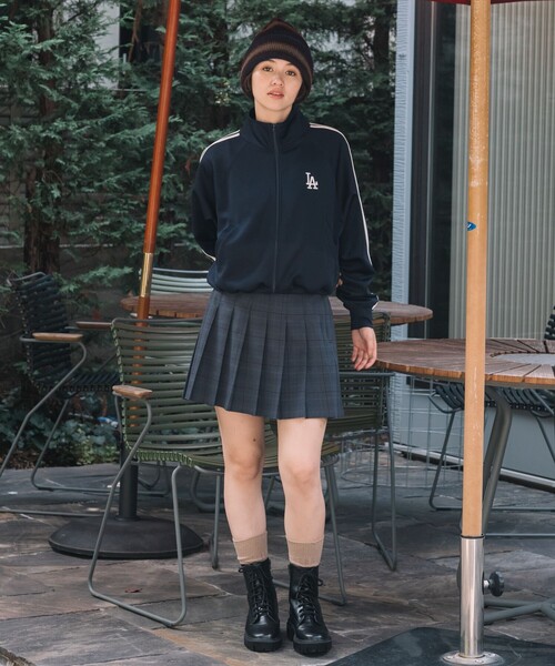 FREAK'S STORE(フリークスストア)の「NAUTICA/ノーティカ プリーツチェックカットオフスカート/チェックミニスカート(スカート・レディース・ベージュ/ネイビー・フリ-)」の7枚目の写真