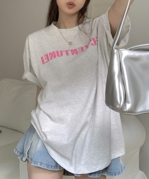 Vipoa(ヴィポア)の「カジュアルプリントTシャツ(Tシャツ/カットソー・レディース・ホワイト/グレー/ブラック・FREE)」の4枚目の写真