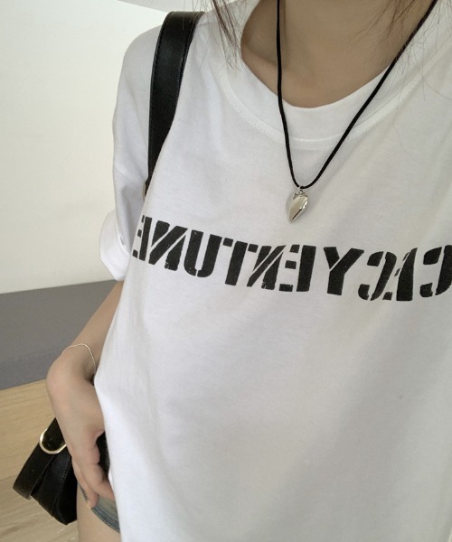 Vipoa(ヴィポア)の「カジュアルプリントTシャツ(Tシャツ/カットソー・レディース・ホワイト/グレー/ブラック・FREE)」の14枚目の写真