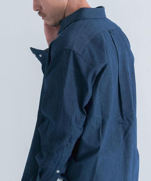 ITEMS URBANRESEARCH（アイテムズ アーバンリサーチ）の「裏起毛デニム レギュラーカラーシャツ（シャツ/ブラウス・メンズ・ブルー/ブラック・MEDIUM/LARGE）」の5枚目の写真