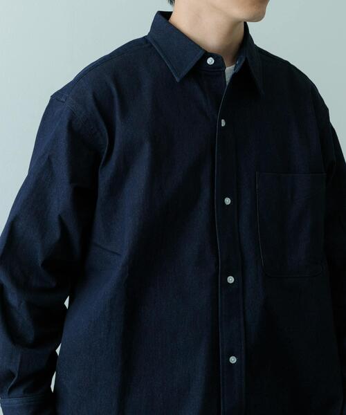 ITEMS URBANRESEARCH（アイテムズ アーバンリサーチ）の「裏起毛デニム レギュラーカラーシャツ（シャツ/ブラウス・メンズ・ブルー/ブラック・MEDIUM/LARGE）」の17枚目の写真