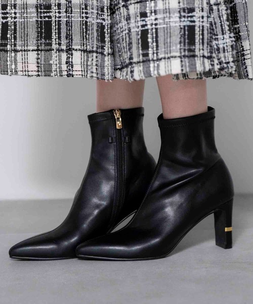 NOELA(ノエラ)の「2WAYベルトショートブーツ(ブーツ・レディース・ブラック/ブラウン/ベージュ・S/M/L)」の9枚目の写真