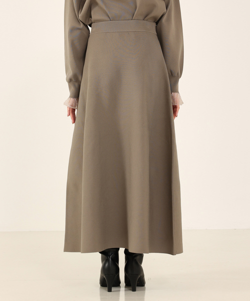 abahouse mavie(アバハウスマヴィ)の「【セットアップ対応】ニットフレアースカート/冬服/セミオケ(スカート・レディース・グレイッシュベージュ/ブラック・フリー)」の18枚目の写真