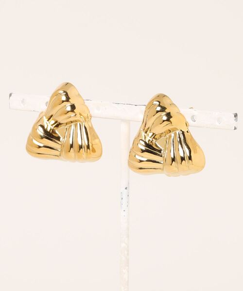 My shawty（ﾏｲｼｬｳﾃｨｰ）の「triangle gold pierce（ピアス（両耳用）・レディース・ゴールド・FREE）」の6枚目の写真