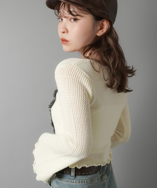 SPINNS（スピンズ）の「バタフライ貼り付けデザインボートネックニット（ニット/セーター・レディース・ブラック/カーキ/アイボリー・ONESIZE）」の21枚目の写真