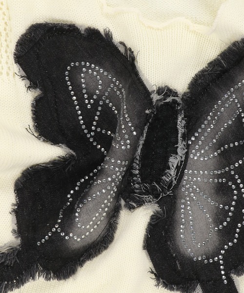 SPINNS（スピンズ）の「バタフライ貼り付けデザインボートネックニット（ニット/セーター・レディース・ブラック/カーキ/アイボリー・ONESIZE）」の13枚目の写真