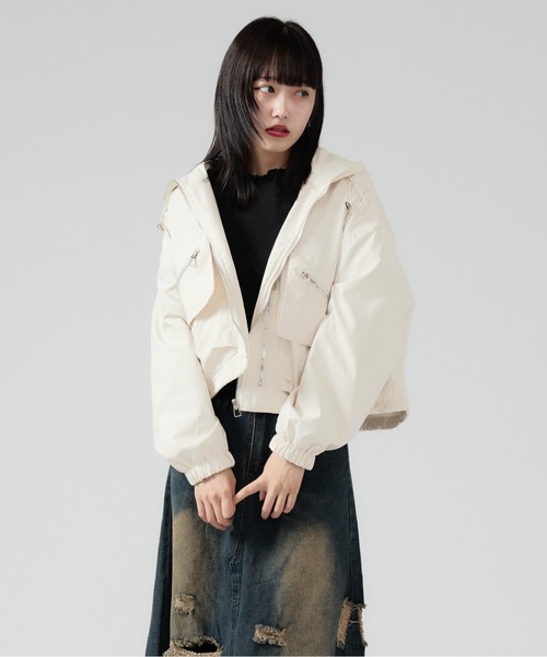 Chick（チック）の「Multi Pocket Standneck Zip Blouson / ドロストデザイン ジップアップブルゾン（ブルゾン・レディース・ブラック/ベージュ/グリーン/チャコール・FREE）」の21枚目の写真