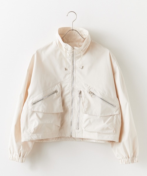 Chick（チック）の「Multi Pocket Standneck Zip Blouson / ドロストデザイン ジップアップブルゾン（ブルゾン・レディース・ブラック/ベージュ/グリーン/チャコール・FREE）」の20枚目の写真