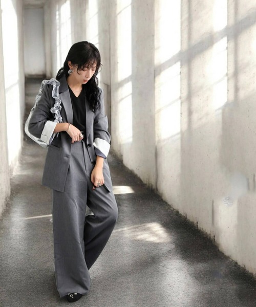 antiqua(アンティカ)の「折り返し配色ジャケット(テーラードジャケット・レディース・グレー/ブラック・ONESIZE)」の10枚目の写真