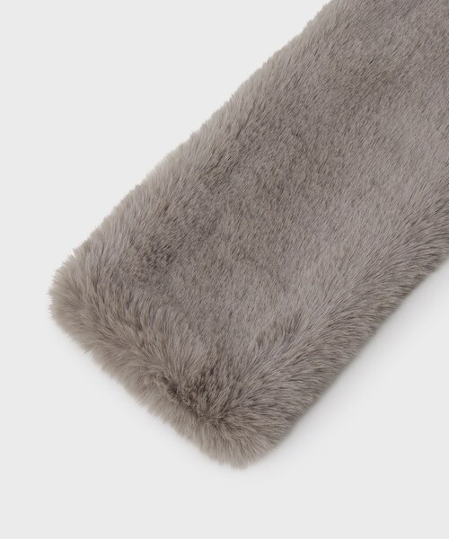 THE SHOP TK （ザ ショップ ティーケー ）の「◆サスティナブルファー差し込みティペット（ストール/ショール・レディース・グレー/ブラウン系その他/ライトベージュ/アイボリー・00）」の7枚目の写真