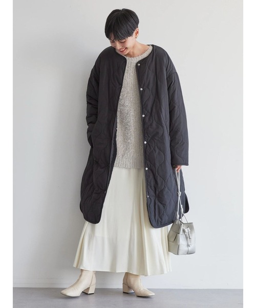 AMERICAN HOLIC（アメリカンホリック）の「【WEB限定】あったかリバーシブルキルティングコート（ノーカラージャケット・レディース・アイボリー/ブラック/カーキ・S/M/L）」の13枚目の写真