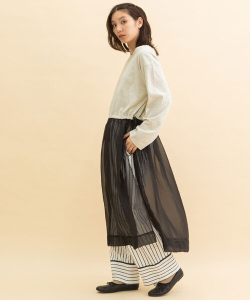 POU DOU DOU（プードゥドゥ）の「サイドスリットレイヤードワンピース（ワンピース・レディース・ブラック/オートミール・M）」の4枚目の写真