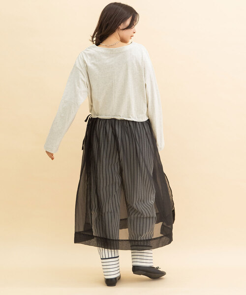 POU DOU DOU（プードゥドゥ）の「サイドスリットレイヤードワンピース（ワンピース・レディース・ブラック/オートミール・M）」の6枚目の写真