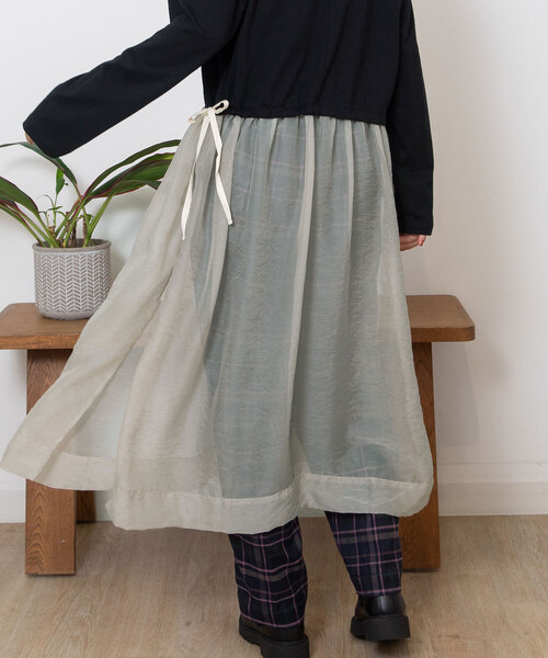 POU DOU DOU（プードゥドゥ）の「サイドスリットレイヤードワンピース（ワンピース・レディース・ブラック/オートミール・M）」の20枚目の写真