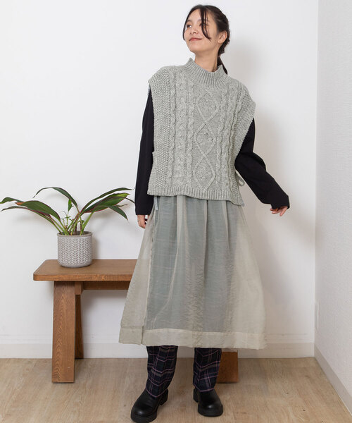 POU DOU DOU（プードゥドゥ）の「サイドスリットレイヤードワンピース（ワンピース・レディース・ブラック/オートミール・M）」の21枚目の写真