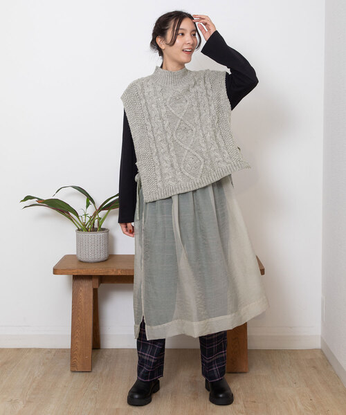 POU DOU DOU（プードゥドゥ）の「サイドスリットレイヤードワンピース（ワンピース・レディース・ブラック/オートミール・M）」の22枚目の写真