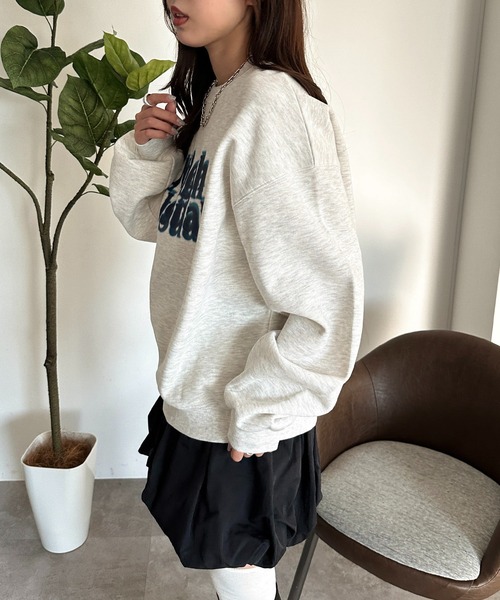 apres jour mignon(アプレジュールミニョン)の「裏起毛ロゴスウェット【ZOZOTOWN限定アイテム】(スウェット・レディース・ブラック/カーキ/ナチュラル・フリー/X-LARGE)」の11枚目の写真