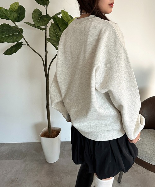 apres jour mignon(アプレジュールミニョン)の「裏起毛ロゴスウェット【ZOZOTOWN限定アイテム】(スウェット・レディース・ブラック/カーキ/ナチュラル・フリー/X-LARGE)」の12枚目の写真