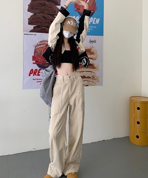 Ritzy（リッツィー）の「ビッグポケット コーデュロイ ワイドパンツ（その他パンツ・レディース・ブラウン/アイボリー/ブラック・S/M/L）」の6枚目の写真