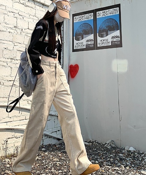 Ritzy（リッツィー）の「ビッグポケット コーデュロイ ワイドパンツ（その他パンツ・レディース・ブラウン/アイボリー/ブラック・S/M/L）」の8枚目の写真