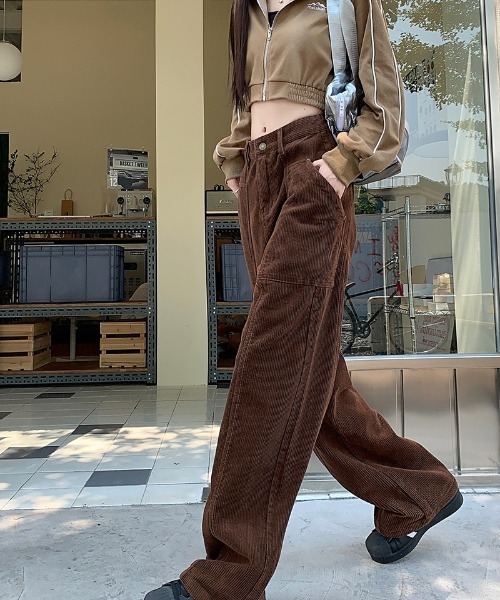 Ritzy（リッツィー）の「ビッグポケット コーデュロイ ワイドパンツ（その他パンツ・レディース・ブラウン/アイボリー/ブラック・S/M/L）」の15枚目の写真