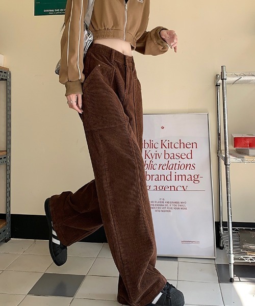 Ritzy（リッツィー）の「ビッグポケット コーデュロイ ワイドパンツ（その他パンツ・レディース・ブラウン/アイボリー/ブラック・S/M/L）」の18枚目の写真