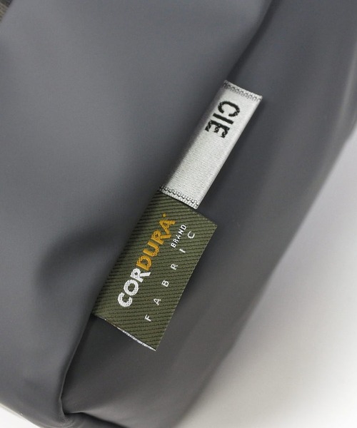 CIE（シー）の「【CIE】GRID-3 SHOULDER-04　32067（ショルダーバッグ・メンズ・ブラック/ライトグレー/オリーブ/ネイビー・FREE）」の16枚目の写真