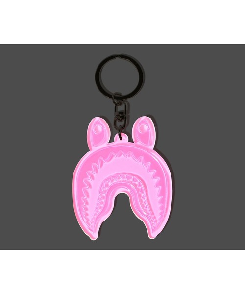 SHARK REFLECTIVE KEYCHAIN（キーホルダー）｜A BATHING APE（ア