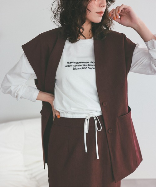 titivate（ティティベイト）の「スリーブレスジャケット/ジレ（ノーカラージャケット・レディース・ブラック/ベージュ/ブラウン・L/M/S）」の15枚目の写真