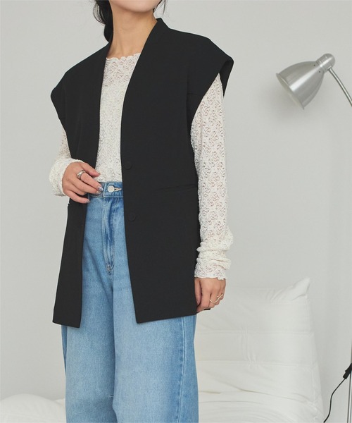 titivate（ティティベイト）の「スリーブレスジャケット/ジレ（ノーカラージャケット・レディース・ブラック/ベージュ/ブラウン・L/M/S）」の7枚目の写真