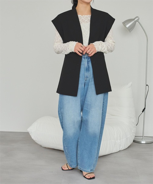 titivate（ティティベイト）の「スリーブレスジャケット/ジレ（ノーカラージャケット・レディース・ブラック/ベージュ/ブラウン・L/M/S）」の6枚目の写真