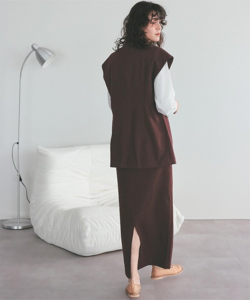 titivate（ティティベイト）の「スリーブレスジャケット/ジレ（ノーカラージャケット・レディース・ブラック/ベージュ/ブラウン・L/M/S）」の16枚目の写真