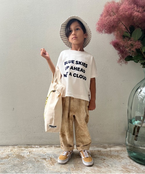 FITH（フィス）の「Smooth Cotton Jersey BLUE SKIES Tee（Tシャツ/カットソー・キッズ・ホワイト/グリーン・140/130）」の5枚目の写真