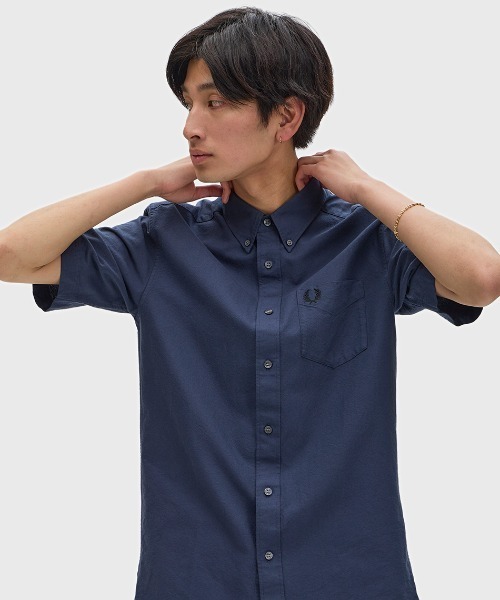 FRED PERRY(フレッドペリー)の「新色先行予約受付中/Oxford Shirt/オックスフォード半袖シャツ(シャツ/ブラウス・メンズ・ネイビー/ベージュ/ホワイト/グリーン/サックスブルー/ライトオリーブ/ダークグリーン/ベージュ系その他/ダークネイビー・S/M/L/XL)」の9枚目の写真