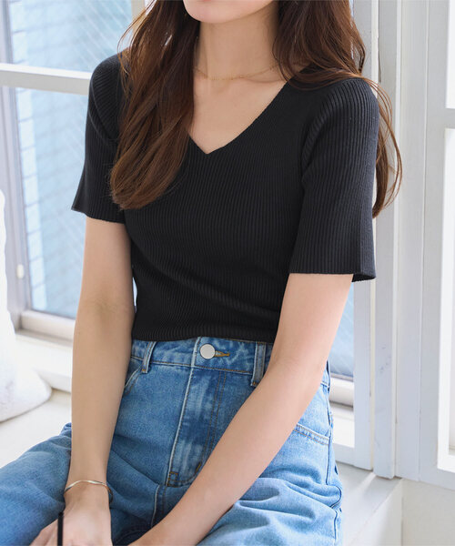 KOBE LETTUCE（コウベレタス）の「選べるデザイン 半袖ベーシックリブニットトップス（ニット/セーター・レディース・ホワイト系/アイボリー系2/ホワイト系1/ブラウン系1/ネイビー系3/グレー系2/アイボリー系/ネイビー系/グレー/ブルー系2/ワインレッド/ピンク系/ブルー系3/ブルー系1/ピンク系1/ピンク系2/ホワイト/グリーン/アイボリー系1/ネイビー系1/グリーン系/グリーン系2/ブルー系/ブラック系/ワイン系/グレー系/グリーン系1/ワイン系2/ベビーピンク/ブラウン系/アイボリー系3/ブラウン系2/ホワイト系2/ホワイト系3/ブラック系1/ブラック系2/ブラック系3/ブルー系4/アイボリー系4/ネイビー系2/ネイビー系4/グレー系1/グレー系3/ブラウン系3/ホワイト系その他/ホワイト系その他2/ホワイト系その他3/ホワイト系その他4/ワイン系1/ワイン系3・2/3/4/1/5）」の11枚目の写真