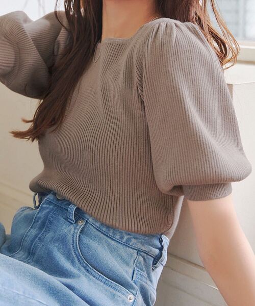 KOBE LETTUCE（コウベレタス）の「選べるデザイン 半袖ベーシックリブニットトップス（ニット/セーター・レディース・ホワイト系/アイボリー系2/ホワイト系1/ブラウン系1/ネイビー系3/グレー系2/アイボリー系/ネイビー系/グレー/ブルー系2/ワインレッド/ピンク系/ブルー系3/ブルー系1/ピンク系1/ピンク系2/ホワイト/グリーン/アイボリー系1/ネイビー系1/グリーン系/グリーン系2/ブルー系/ブラック系/ワイン系/グレー系/グリーン系1/ワイン系2/ベビーピンク/ブラウン系/アイボリー系3/ブラウン系2/ホワイト系2/ホワイト系3/ブラック系1/ブラック系2/ブラック系3/ブルー系4/アイボリー系4/ネイビー系2/ネイビー系4/グレー系1/グレー系3/ブラウン系3/ホワイト系その他/ホワイト系その他2/ホワイト系その他3/ホワイト系その他4/ワイン系1/ワイン系3・2/3/4/1/5）」の20枚目の写真