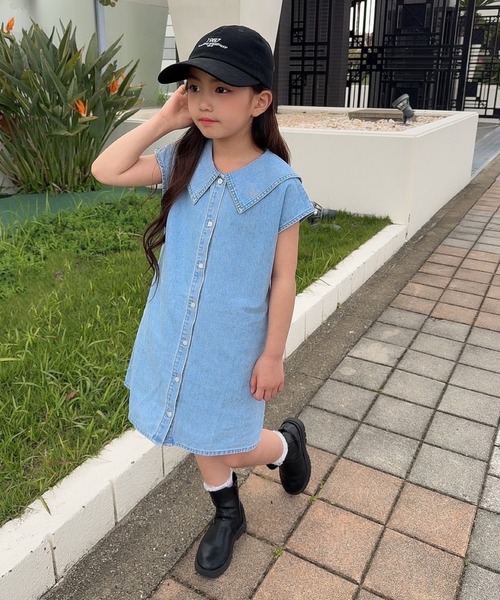 TARKER(ターカー)の「デニムセーラーワンピース(ワンピース・キッズ・ブルー/ブラック・90/100/110/120/130)」の1枚目の写真