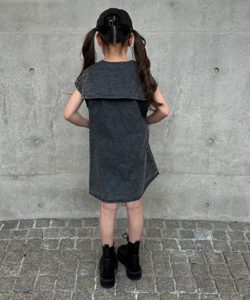 TARKER(ターカー)の「デニムセーラーワンピース(ワンピース・キッズ・ブルー/ブラック・90/100/110/120/130)」の17枚目の写真
