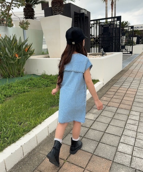 TARKER(ターカー)の「デニムセーラーワンピース(ワンピース・キッズ・ブルー/ブラック・90/100/110/120/130)」の5枚目の写真