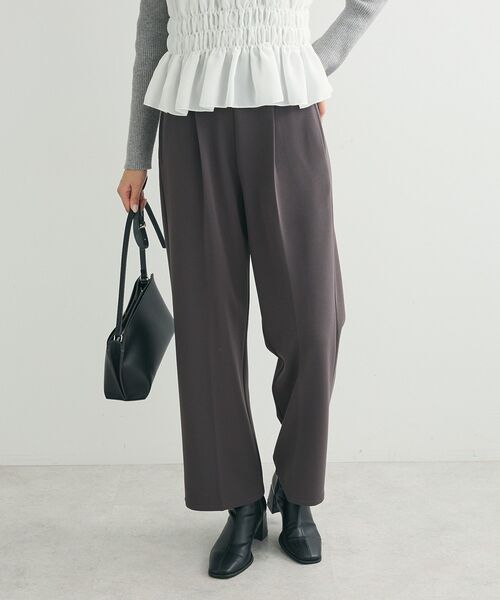 Petit fleur（プチフルール）の「・Petit Fleur タックテーパードパンツ（その他パンツ・レディース・グリーン/アイボリー/ブラック/チャコールグレー・FREE）」の3枚目の写真