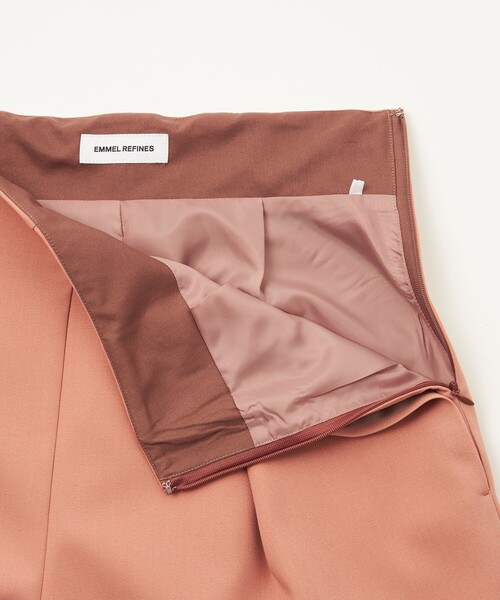 EMMEL REFINES(エメルリファインズ)の「<EMMEL REFINES>EM Wクロス ハイウエスト タック ショートパンツ(その他パンツ・レディース・ブラック/ライトピンク・S/M)」の19枚目の写真