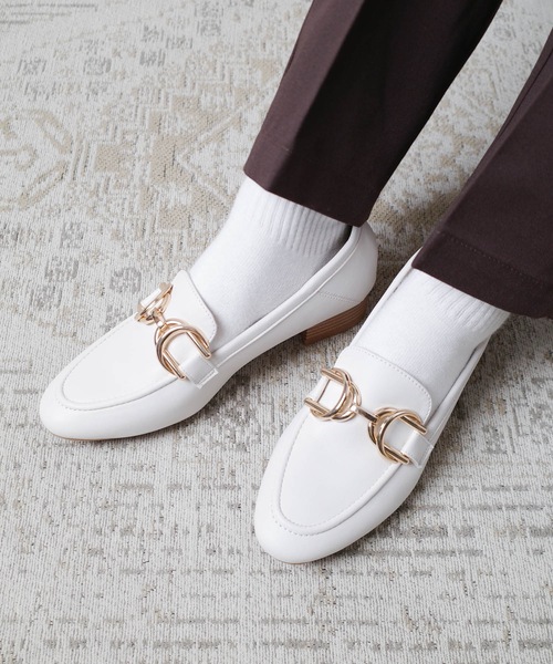 EVOL（イーボル）の「EVOL / 【晴雨兼用・軽量】晴バックルソフトローファー / IY5653（ローファー・レディース・シルバー/アイボリー/ブラック・23.5cm/24.0cm/24.5㎝/23.0cm）」の9枚目の写真