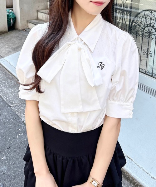 INGNI（イング）の「胸刺繍ボウタイ半袖ブラウス（シャツ/ブラウス・レディース・オフホワイト/サックスブルー/ブルー系1・M）」の5枚目の写真