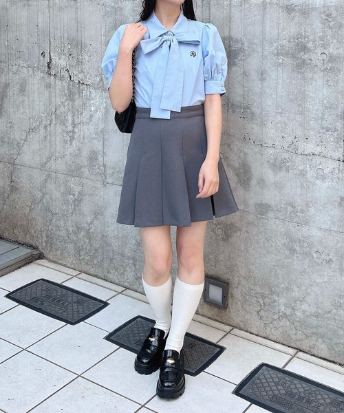 INGNI（イング）の「胸刺繍ボウタイ半袖ブラウス（シャツ/ブラウス・レディース・オフホワイト/サックスブルー/ブルー系1・M）」の18枚目の写真